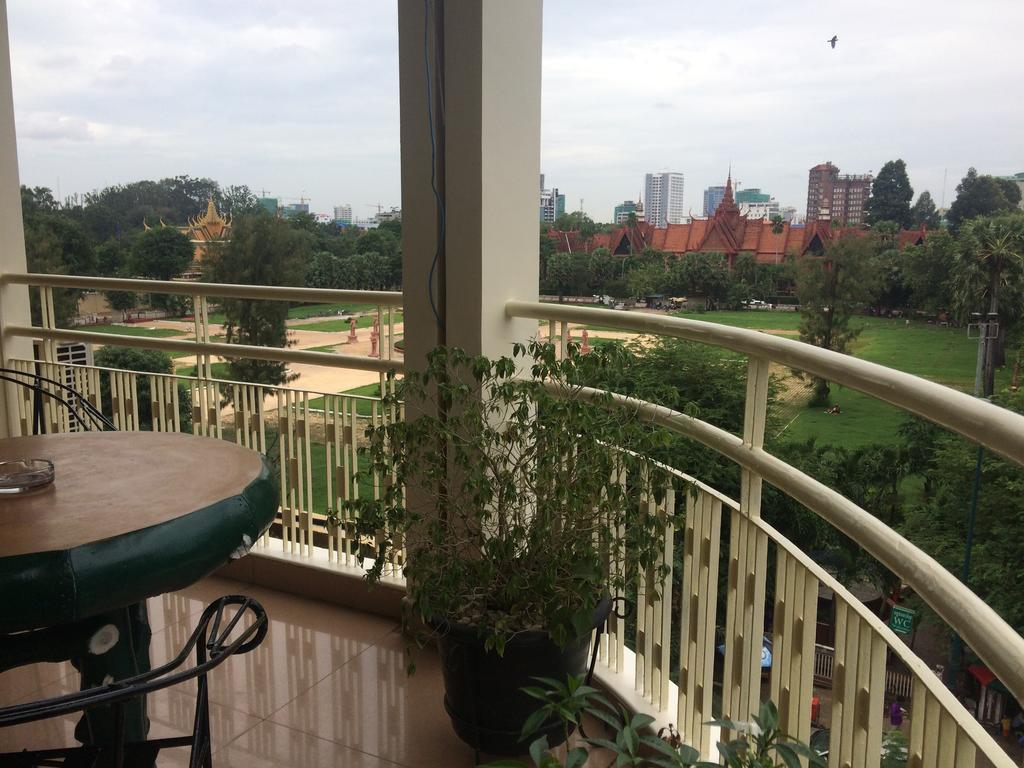 The Bright Lotus Guesthouse Phnom Pen Exterior foto